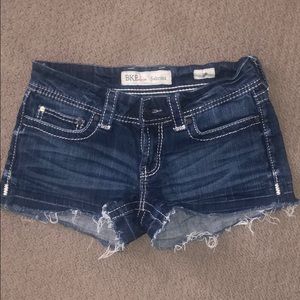 BKE Sabrina shorts